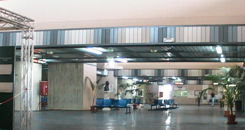 Interno aerostazione